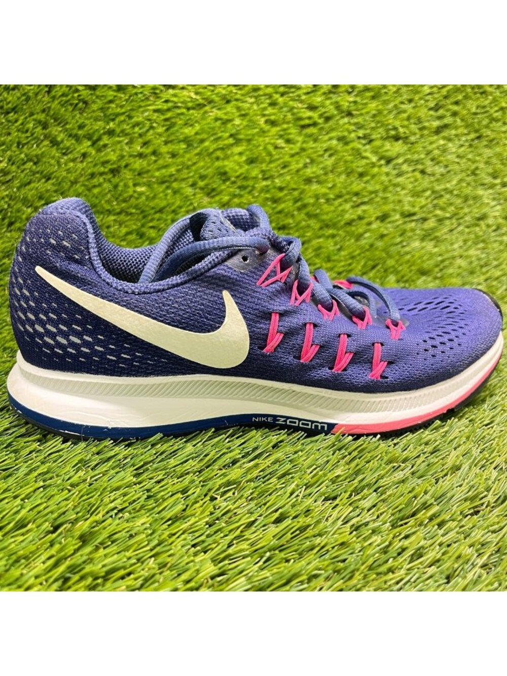 Nike Air Zoom Pegasus 33 Womens Size 6 Purple Athletic Running Shoes Sneakers